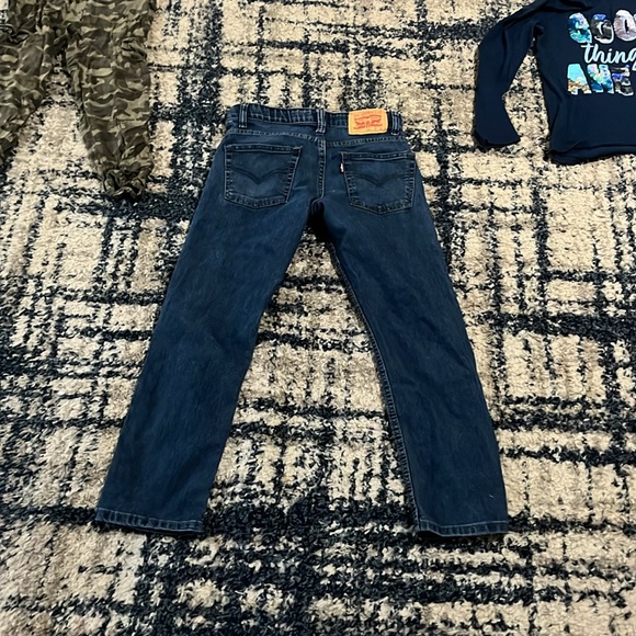 To big - Picture 4 of 4